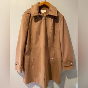 Michael. Michael Kor’s winter tan coat. Great shape